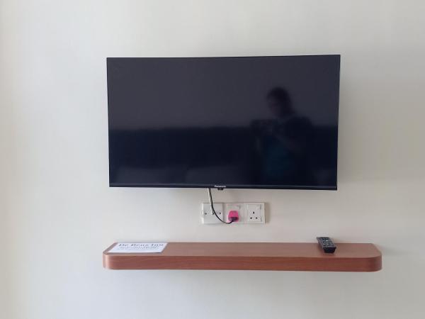 De Benz Inn : photo 5 de la chambre chambre familiale avec salle de bains privative