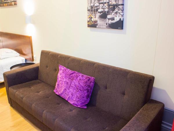 Hotel Estoril Porto : photo 4 de la chambre chambre familiale standard