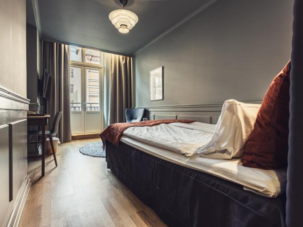 Hotel Poseidon : photo 1 de la chambre chambre double Économique (lit de 140 cm)