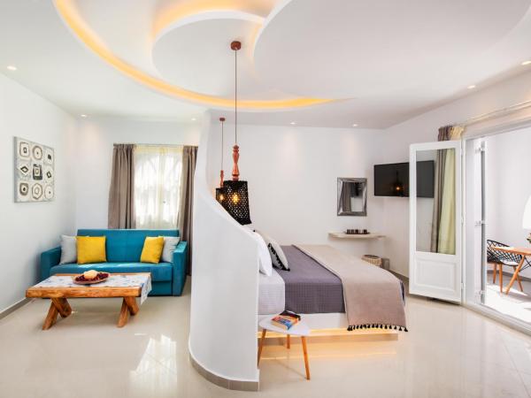 Abasa Suites : photo 6 de la chambre suite junior avec bain à remous extérieur