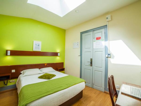 Hotel Estoril Porto : photo 9 de la chambre chambre double basique