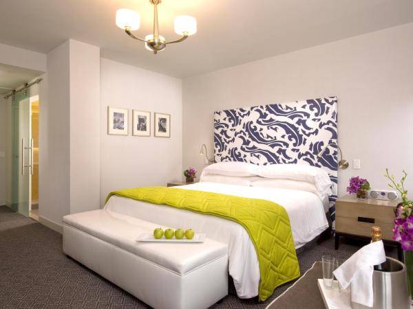 Hotel Breakwater South Beach : photo 1 de la chambre chambre supérieure lit queen-size