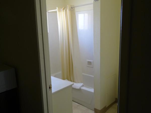 Downtown Inn : photo 2 de la chambre chambre standard lit queen-size