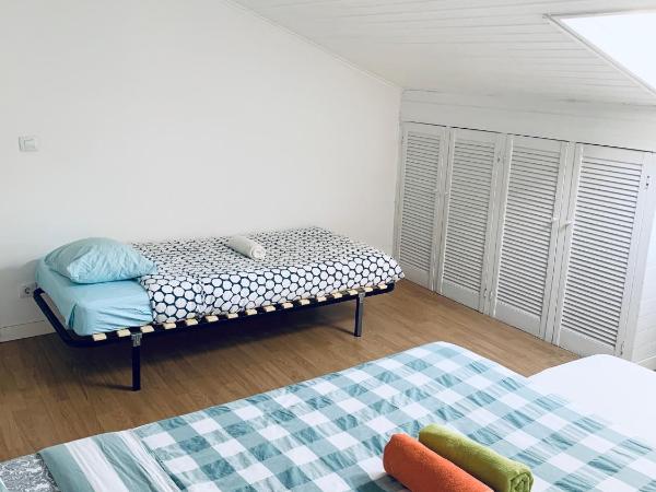 Restelo House Shared Appartment : photo 4 de la chambre chambre triple Économique