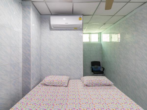 New Central Guesthouse : photo 3 de la chambre chambre double Économique