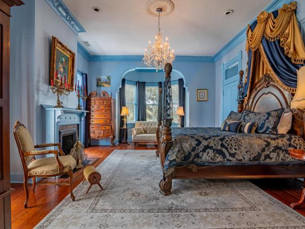 Amethyst Garden : photo 2 de la chambre suite lit king-size avec balcon