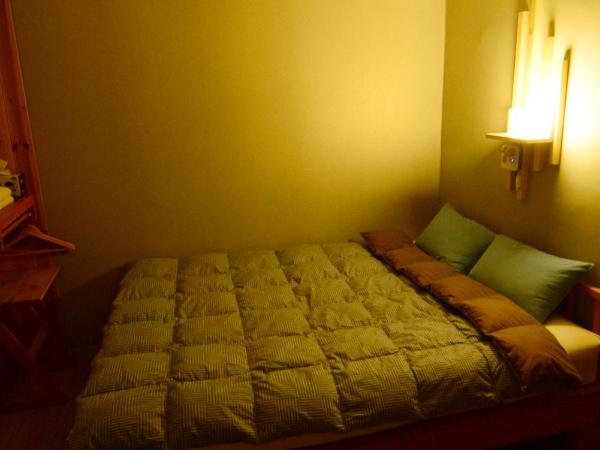 Insadong Hostel : photo 3 de la chambre chambre double avec salle de bains privative