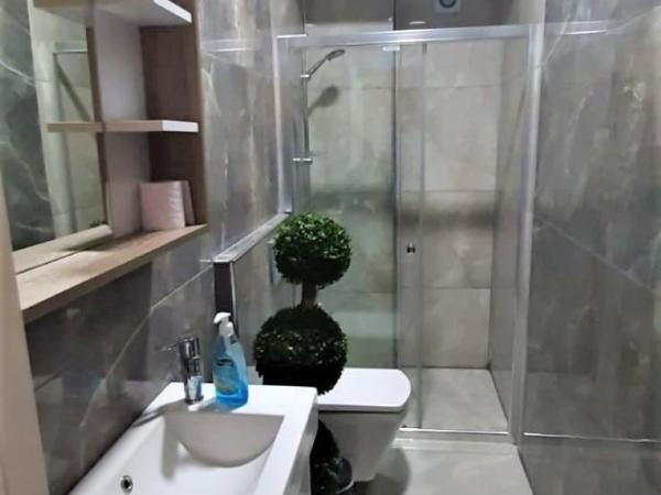 Valide i Suit : photo 9 de la chambre chambre triple confort avec douche