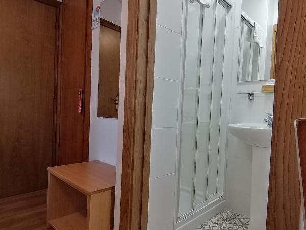 Hostal Anosa Casa : photo 7 de la chambre chambre double