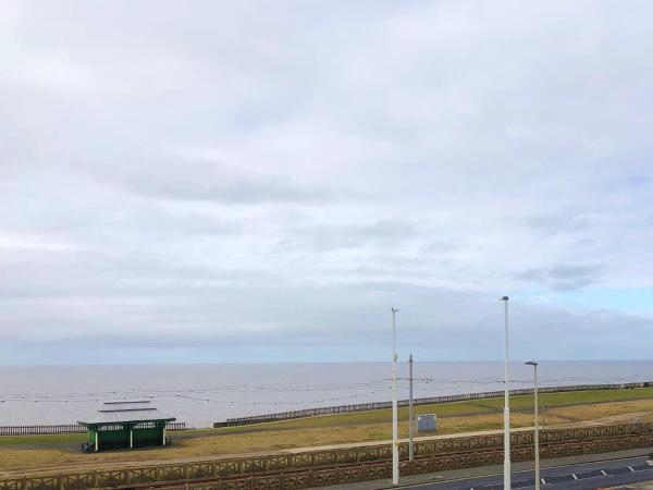 The Fossil Tree Hotel : photo 10 de la chambre chambre king supérieure - vue partielle sur la mer