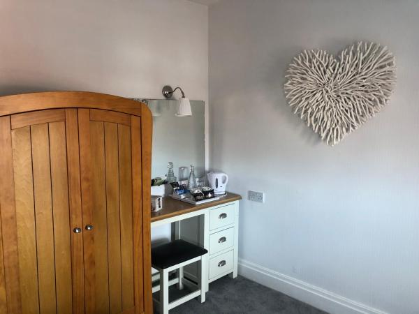 The Fossil Tree Hotel : photo 10 de la chambre superior king with side sea view