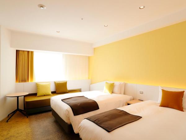 Tenza Hotel & SKYSPA at Sapporo Central : photo 1 de la chambre chambre lits jumeaux supérieure - non-fumeurs