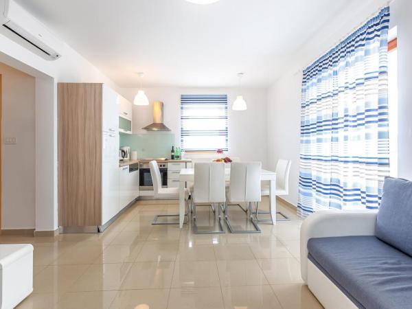 Apartments Rina : photo 2 de la chambre appartement