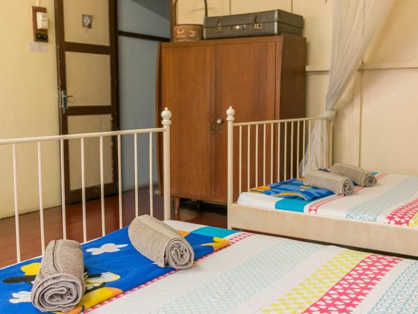 Voyage Home&Guesthouse : photo 5 de la chambre chambre quadruple avec salle de bains commune