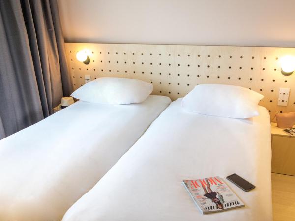 greet Marseille Centre Saint Charles : photo 5 de la chambre chambre lits jumeaux pop