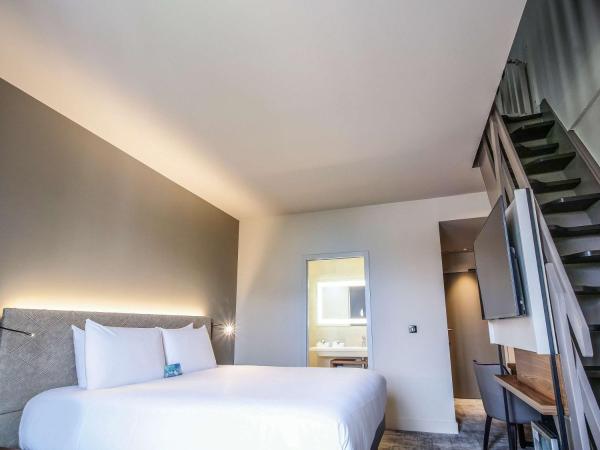 Mercure Rennes Centre Place Bretagne : photo 4 de la chambre family suite with one double bed and twin beds