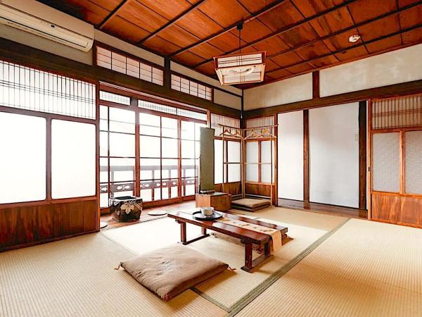 ゲストハウス君彩家 kimidoriya : photo 7 de la chambre chambre triple avec salle de bains commune