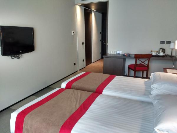 iH Hotels Milano Ambasciatori : photo 2 de la chambre suite junior