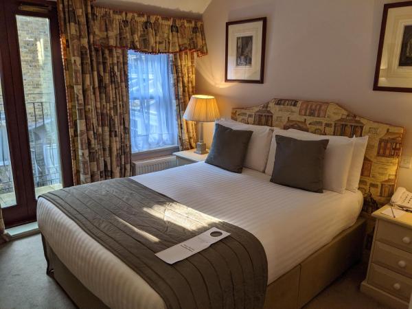 Cotswold Lodge Hotel : photo 3 de la chambre chambre double côté cour