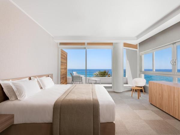 Hôtel Cala di Sole : photo 1 de la chambre chambre double ou lits jumeaux privilège avec balcon/terrasse - vue sur mer