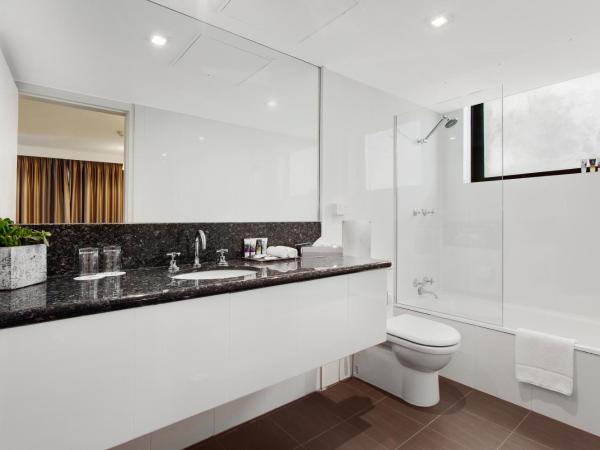 Mercure Melbourne Albert Park : photo 4 de la chambre suite king 1 chambre avec vue sur le lac