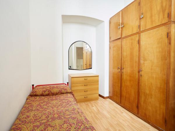 Ostello AMDG : photo 1 de la chambre chambre simple standard avec salle de bains commune