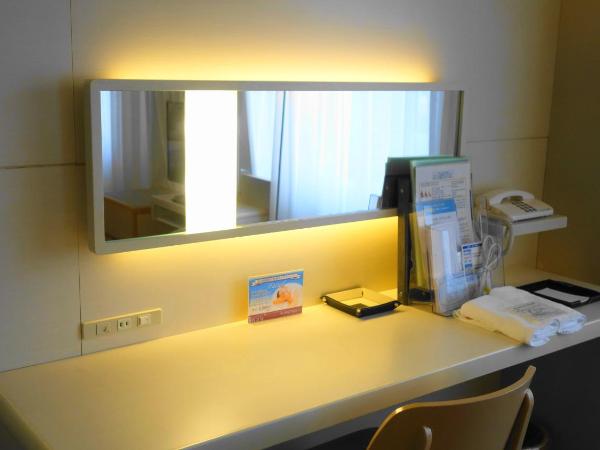 City Plaza Osaka : photo 5 de la chambre chambre lits jumeaux exécutive - non-fumeurs