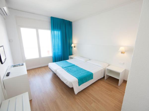 Hotel Villa Garbí : photo 2 de la chambre chambre lits jumeaux