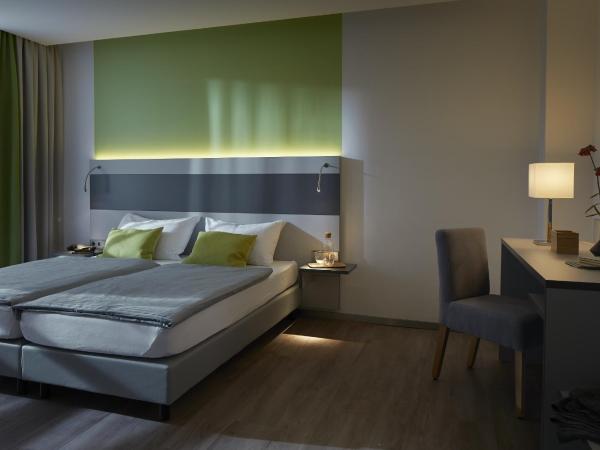 bfwhotel und Tagungszentrum : photo 5 de la chambre chambre double ou lits jumeaux avec terrasse