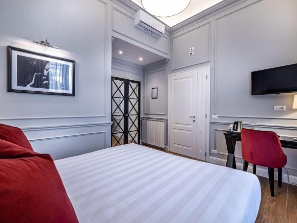 Hotel Ungherese Small Luxury Hotel : photo 10 de la chambre chambre double ou lits jumeaux - vue sur jardin