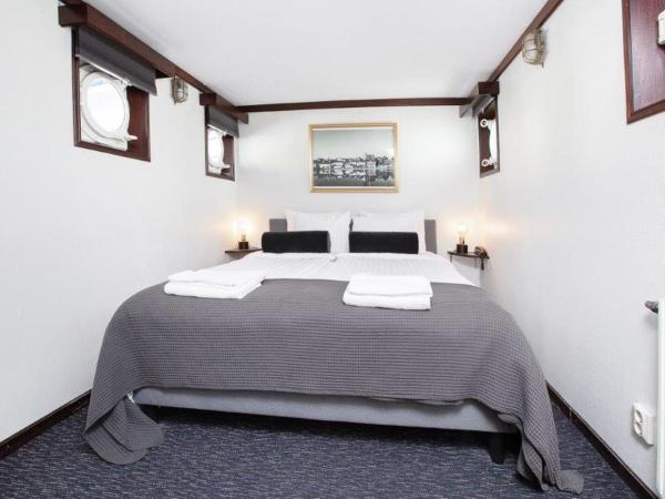 Mälardrottningen Yacht Hotel : photo 1 de la chambre suite - vue sur mer