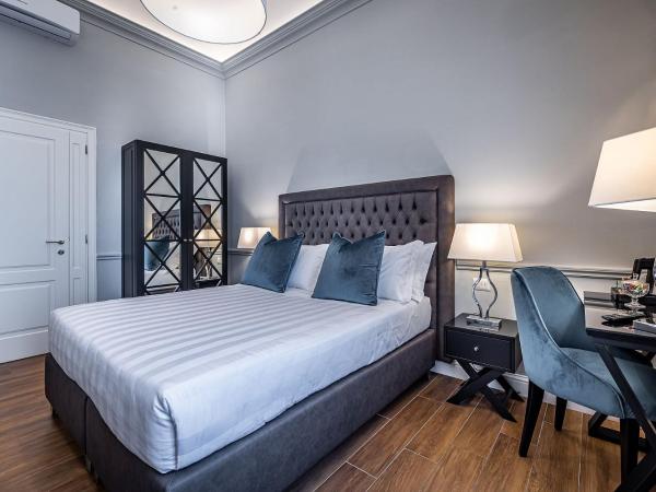Hotel Ungherese Small Luxury Hotel : photo 3 de la chambre chambre double ou lits jumeaux avec salle de bains privative externe

