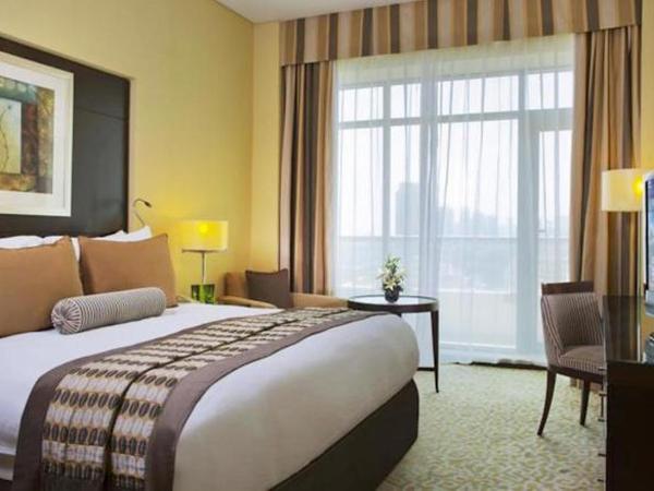 TIME Oak Hotel & Suites : photo 2 de la chambre room #7982735
