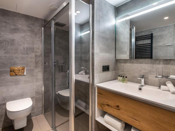 Manali Lodge by Alpine Resorts : photo 7 de la chambre appartement avec vue sur la montagne