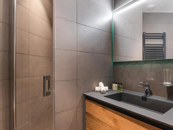 Manali Lodge by Alpine Resorts : photo 8 de la chambre appartement avec vue sur la montagne