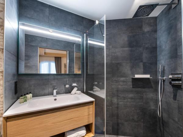 Manali Lodge by Alpine Resorts : photo 9 de la chambre appartement avec vue sur la montagne