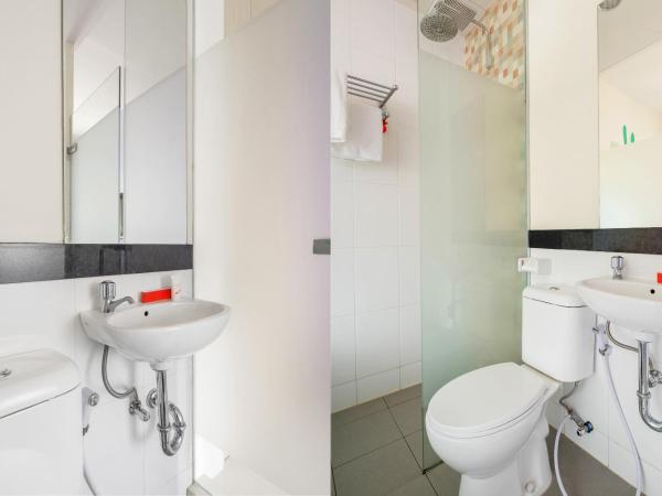 Super OYO Capital O 1121 Orienchi 2 : photo 9 de la chambre chambre double standard