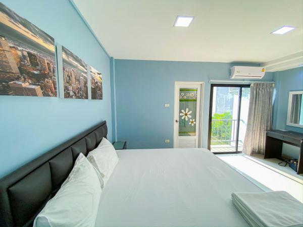 Delighted Bangkok Hotel : photo 2 de la chambre chambre double ou lits jumeaux supérieure