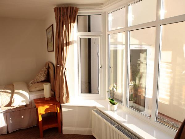 Oxford Guest House : photo 4 de la chambre chambre simple - accessible aux personnes à mobilité réduite