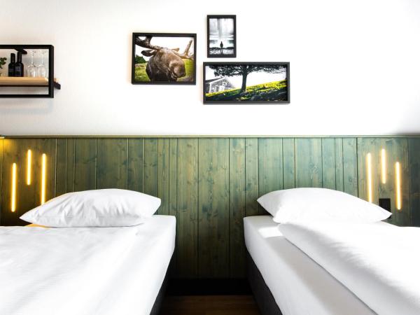 fjord hotel berlin : photo 4 de la chambre hébergement lovely s