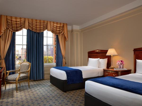 The Biltmore Los Angeles : photo 2 de la chambre chambre club avec 2 lits doubles