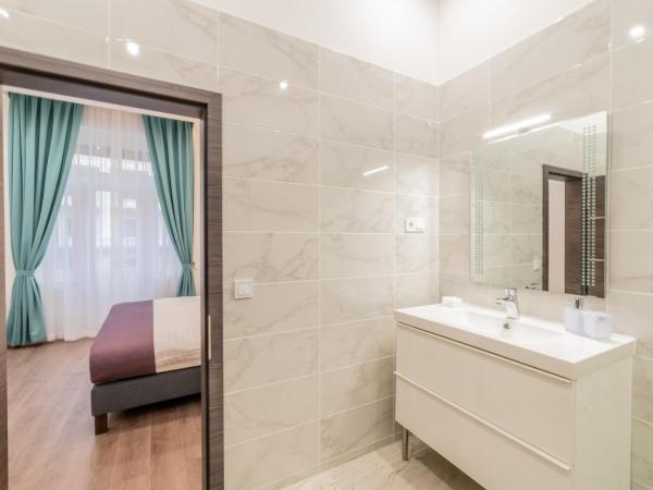 Global Suites Budapest : photo 6 de la chambre chambre double ou lits jumeaux deluxe avec balcon