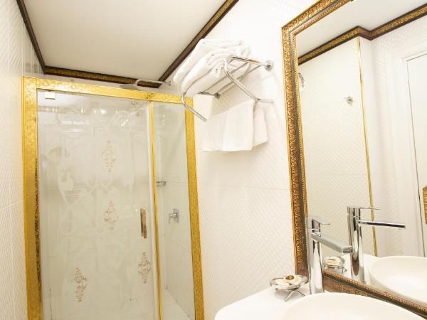 Empire Suite Hotel : photo 9 de la chambre chambre double deluxe (2 adultes + 1 enfant)