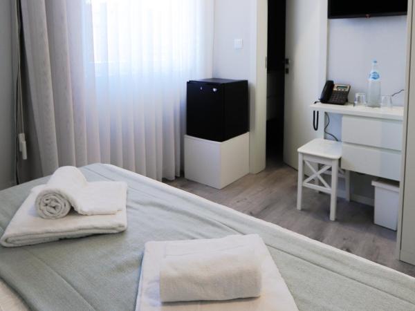 Golden Beach Guest House & Rooftop Bar : photo 6 de la chambre chambre double ou lits jumeaux standard