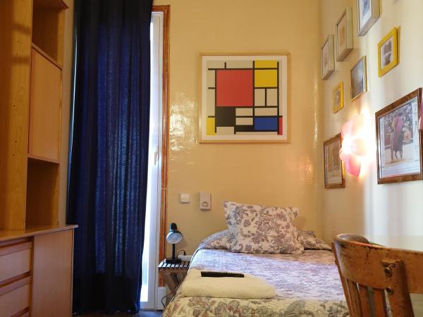 Casa de Huespedes Dolce Vita : photo 9 de la chambre chambre simple avec salle de bains commune