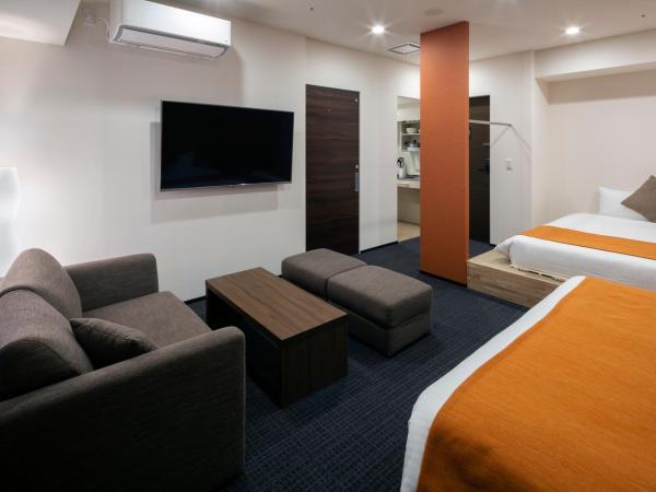 Randor Hotel Sapporo Suites : photo 6 de la chambre chambre supérieure avec 2 lits queen-size