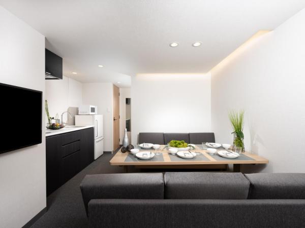 MIMARU Tokyo Shinjuku West : photo 2 de la chambre superior one-bedroom apartment (6 single-beds)