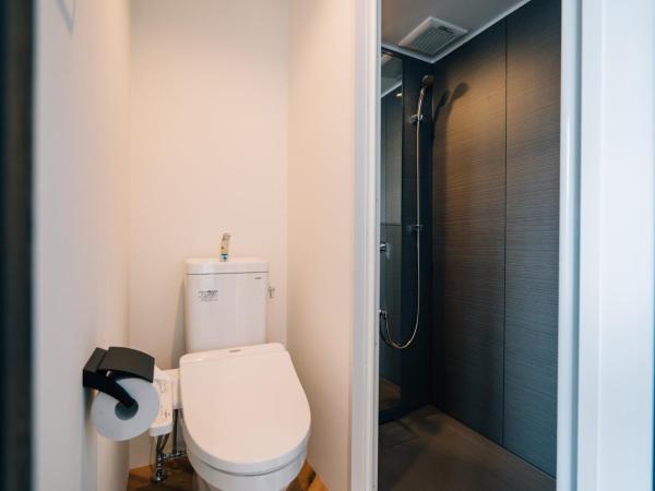 ZONK HOTEL Nakasu-Deaibashi : photo 5 de la chambre standard room with river view (1 double bed) - non-smoking - no cleaning for consecutive night stays