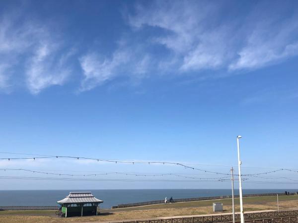 The Fossil Tree Hotel : photo 9 de la chambre chambre double de luxe avec lit à baldaquin - vue sur mer