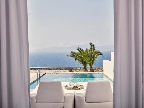 Myconian Korali Relais & Chateaux : photo 1 de la chambre suite junior delos avec jacuzzi extérieur et piscine privée 